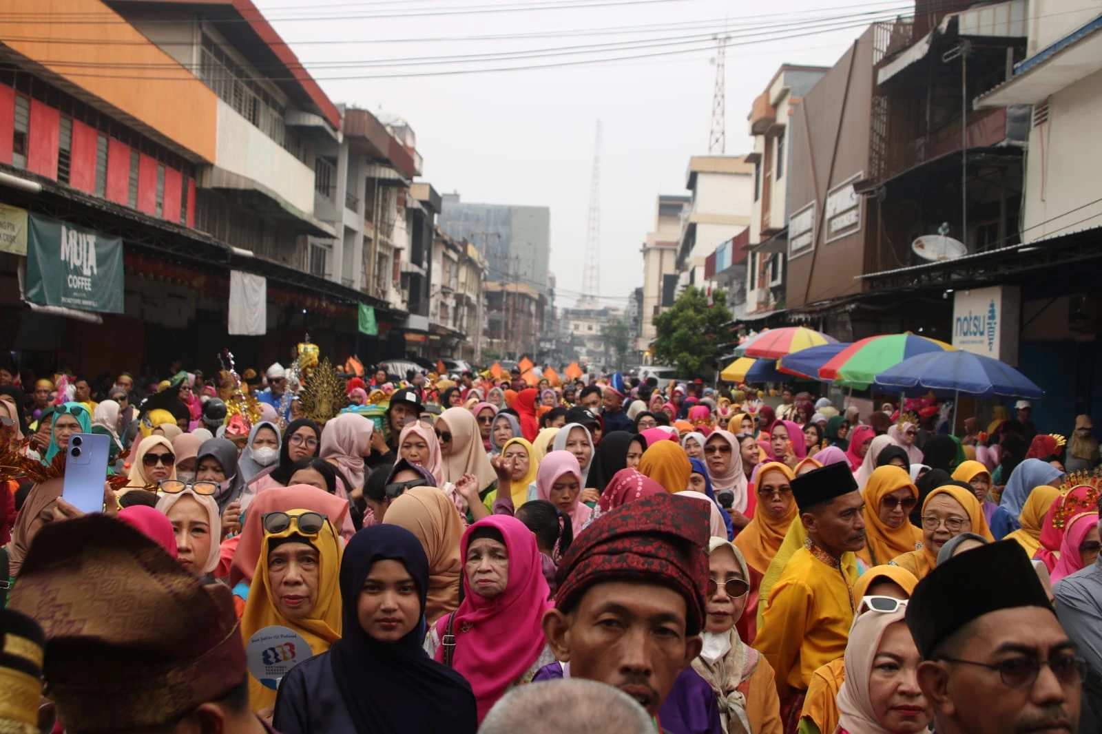 Pawai Melayu Borneo Perkuat Persaudaraan dan Pelestarian Budaya